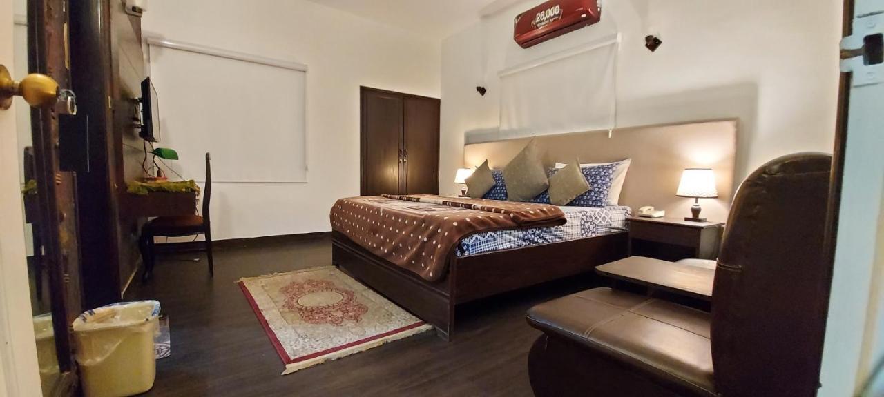 Hilton Bayview Lnn Ξενοδοχείο Καράτσι Εξωτερικό φωτογραφία