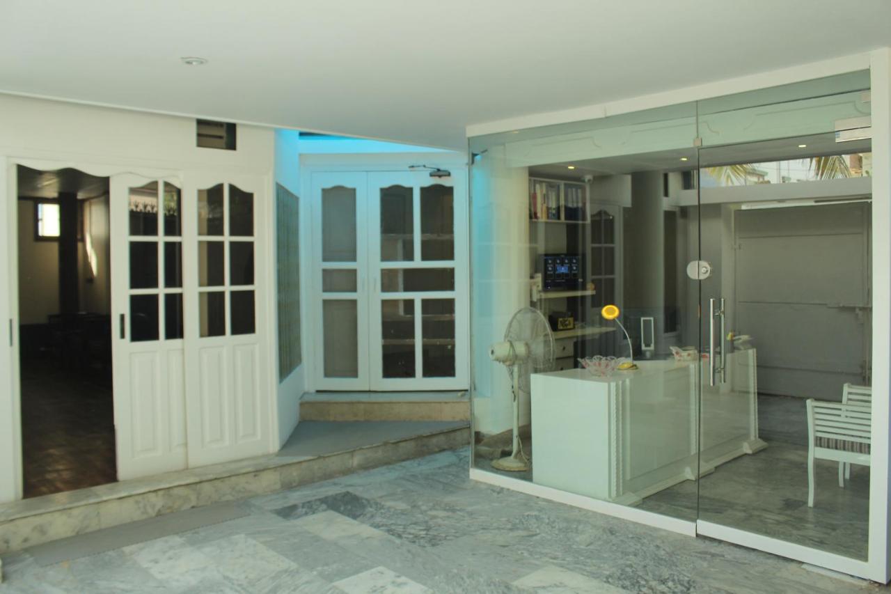 Hilton Bayview Lnn Ξενοδοχείο Καράτσι Εξωτερικό φωτογραφία